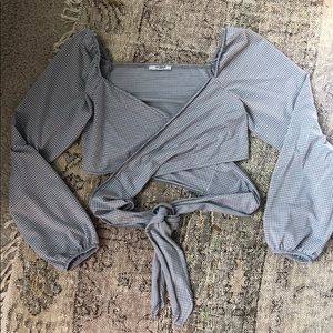 Wrap mid long sleeve crop top